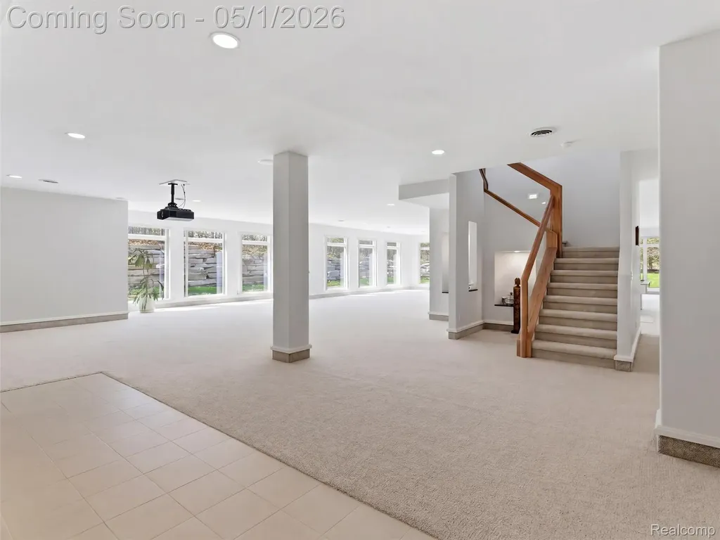 8390 Warwick Groves Court Grand Blanc Charter Township MI 48439