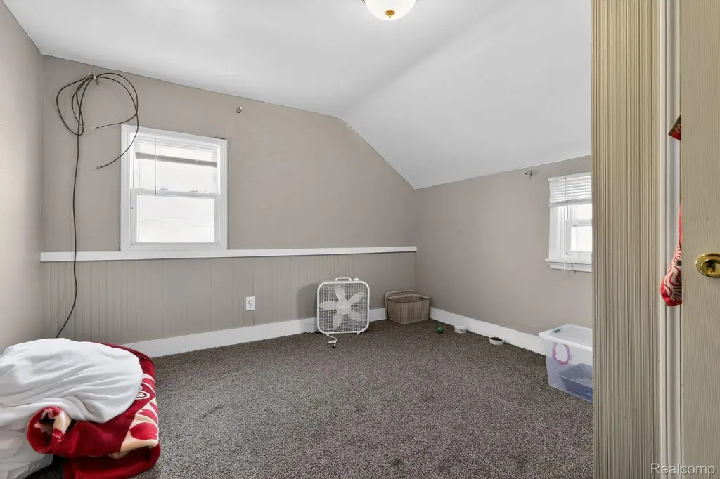 5918 Cardwell Street Garden City City MI 48135