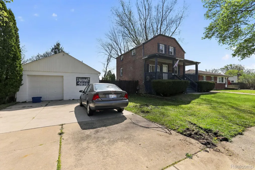 5918 Cardwell Street Garden City City MI 48135