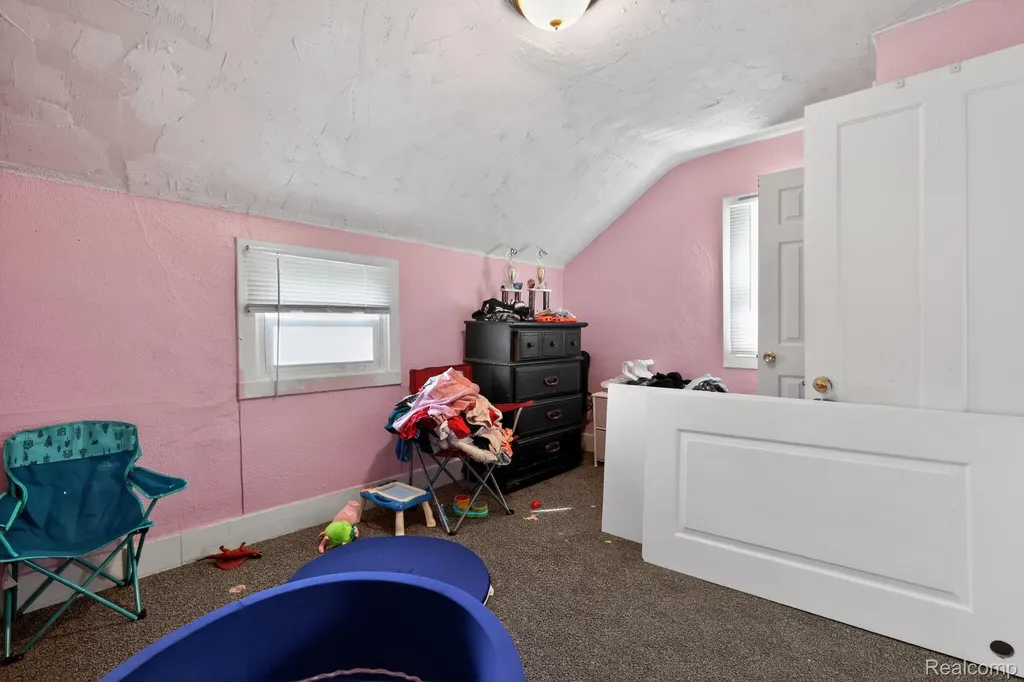 5918 Cardwell Street Garden City City MI 48135
