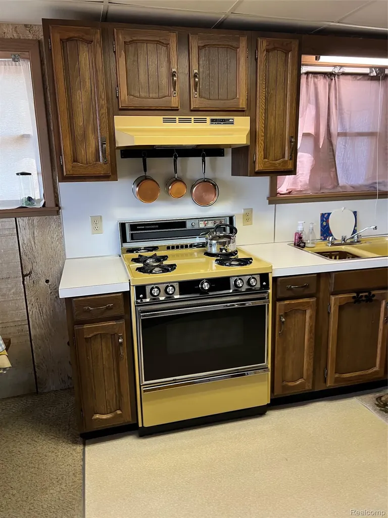 2706 N Us Highway 23 Au Sable Charter Township MI 48750