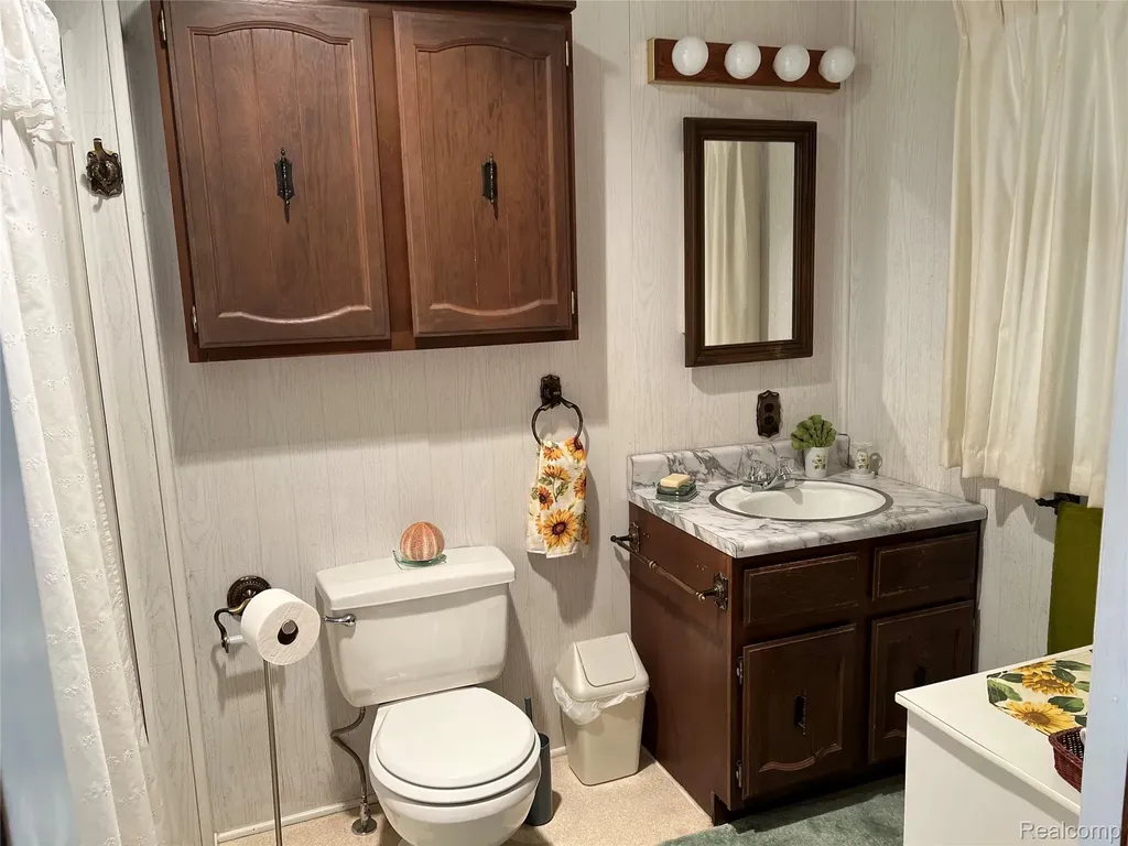 2706 N Us Highway 23 Au Sable Charter Township MI 48750