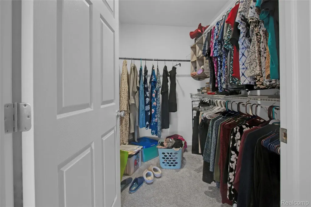 2824 Somerset Street Lapeer City MI 48446