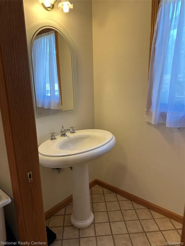 1390 N Us 23 East Tawas City MI 48730