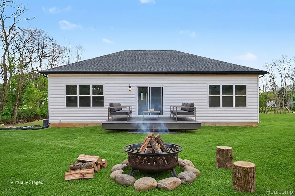 17311 Timber Creek Rose Township MI 48442