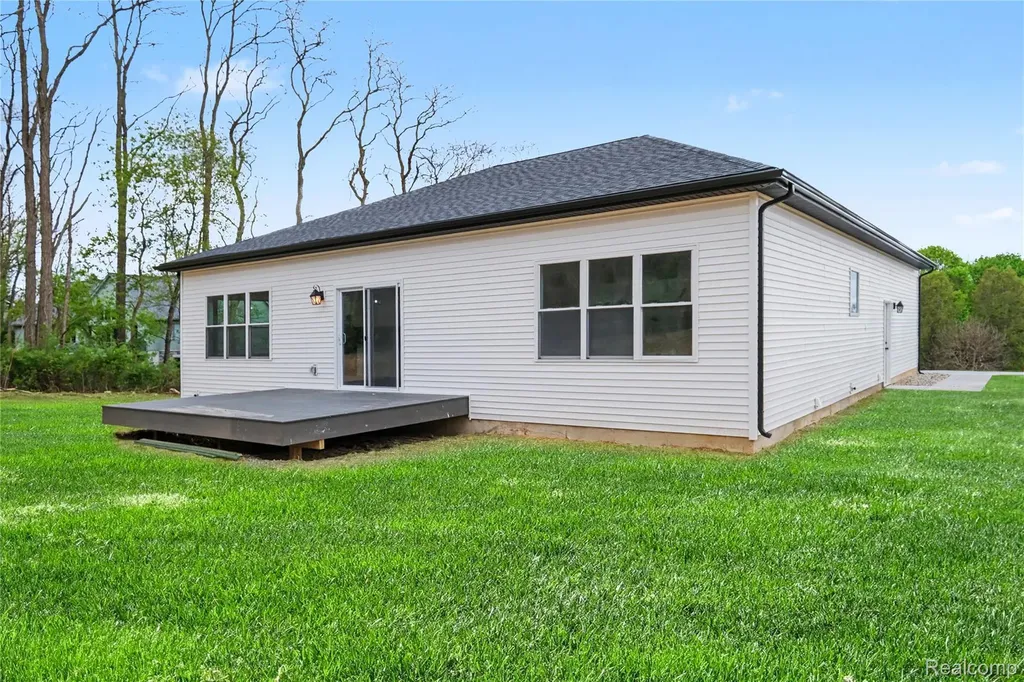 17311 Timber Creek Rose Township MI 48442