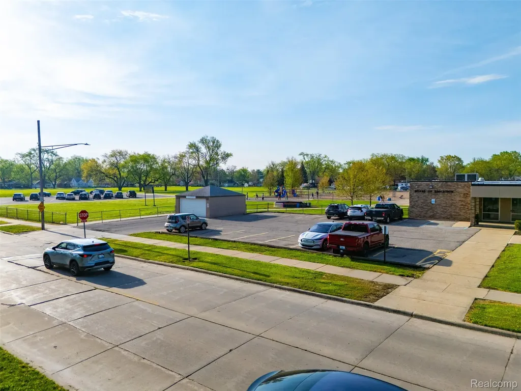 20604 Annapolis Street Dearborn Heights City MI 48125