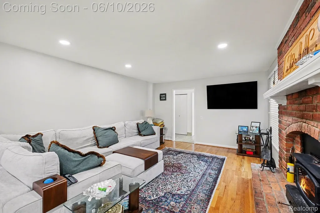 1720 Cedar Shake Drive Bloomfield Hills City MI 48302