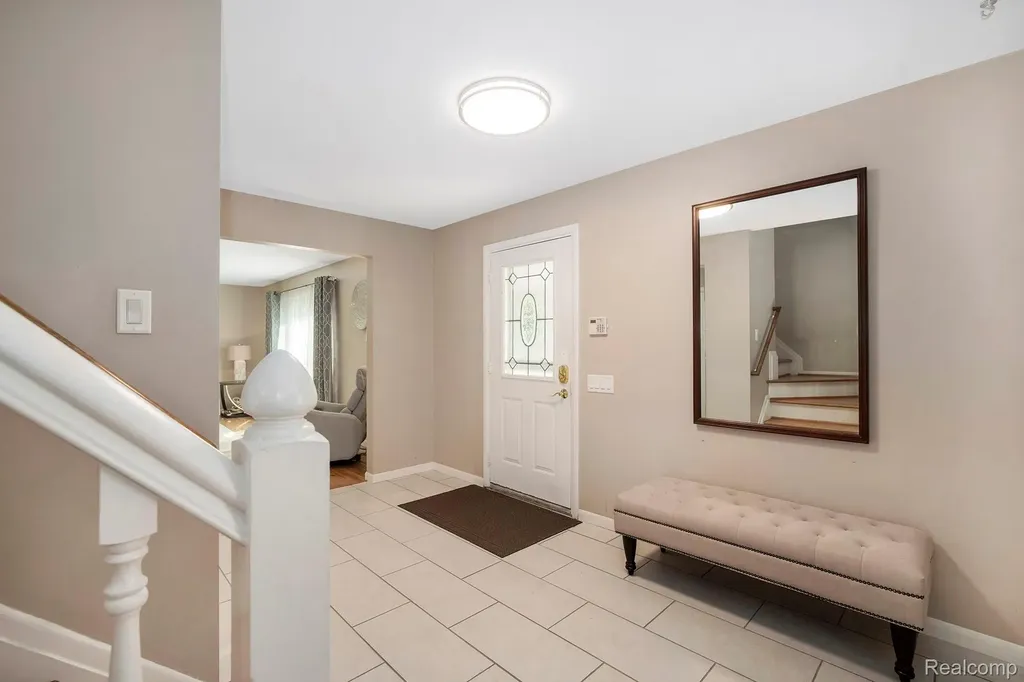 1720 Cedar Shake Drive Bloomfield Hills City MI 48302
