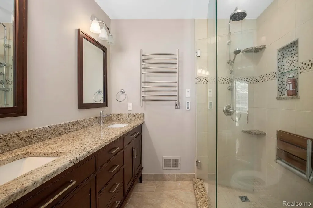 1720 Cedar Shake Drive Bloomfield Hills City MI 48302