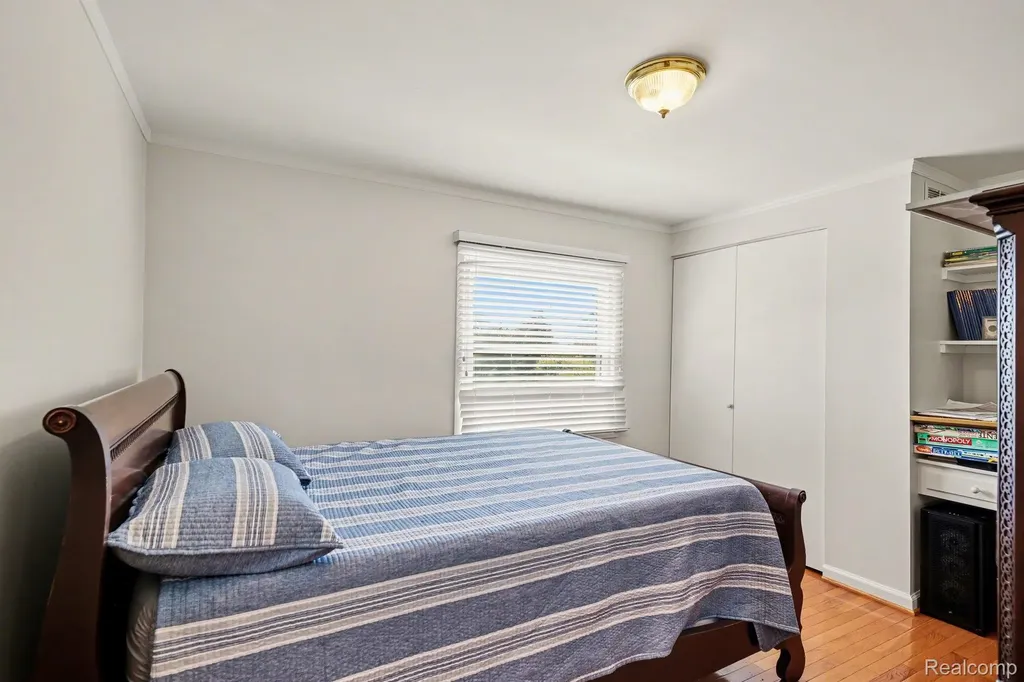 1720 Cedar Shake Drive Bloomfield Hills City MI 48302