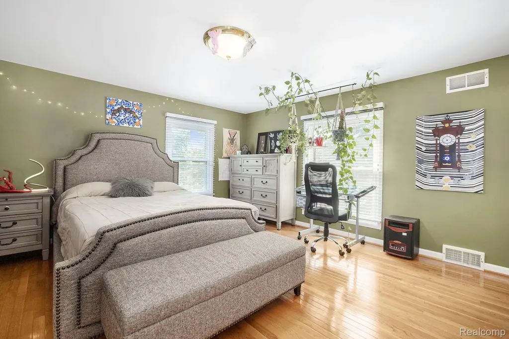 1720 Cedar Shake Drive Bloomfield Hills City MI 48302