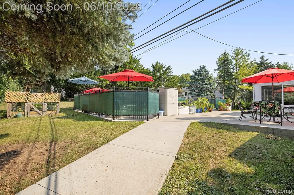 1720 Cedar Shake Drive Bloomfield Hills City MI 48302