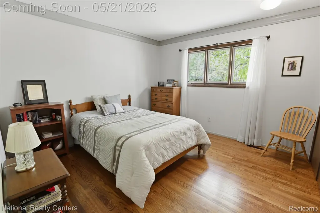 16607 Macarthur Redford Charter Township MI 48240