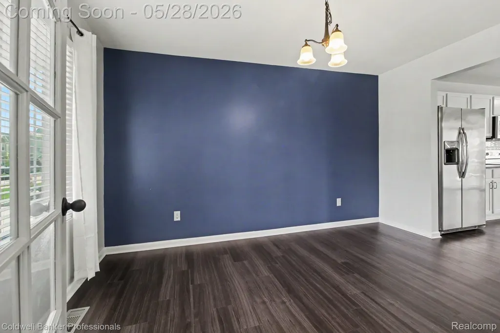 7255 Castell Boulevard Van Buren Charter Township MI 48111