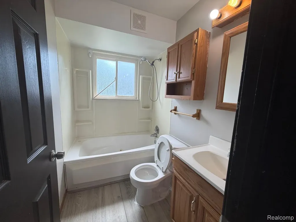 30907 Fernwood Street Westland City MI 48186