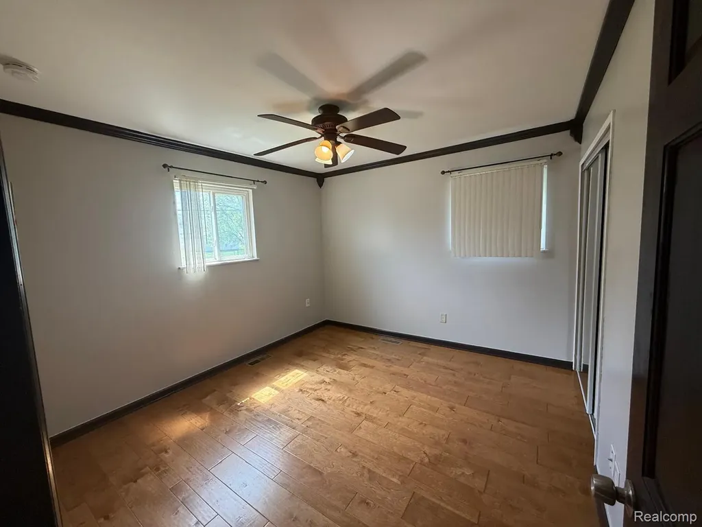 30907 Fernwood Street Westland City MI 48186