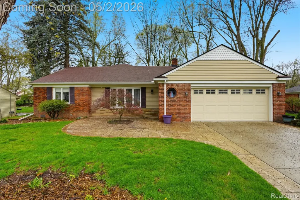 2210 Lancaster Road Bloomfield Hills City MI 48302