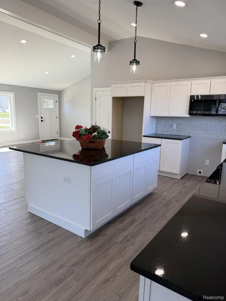 5614 Marlette Road Marlette City MI 48453