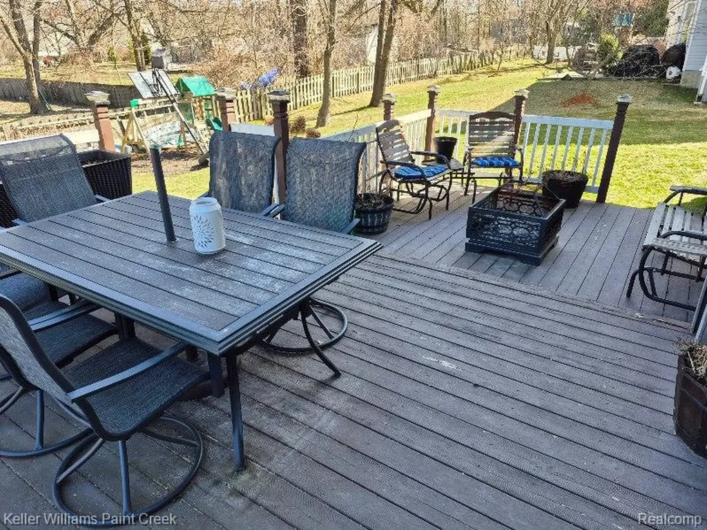 403 Newton Court Lake Orion Village MI 48362