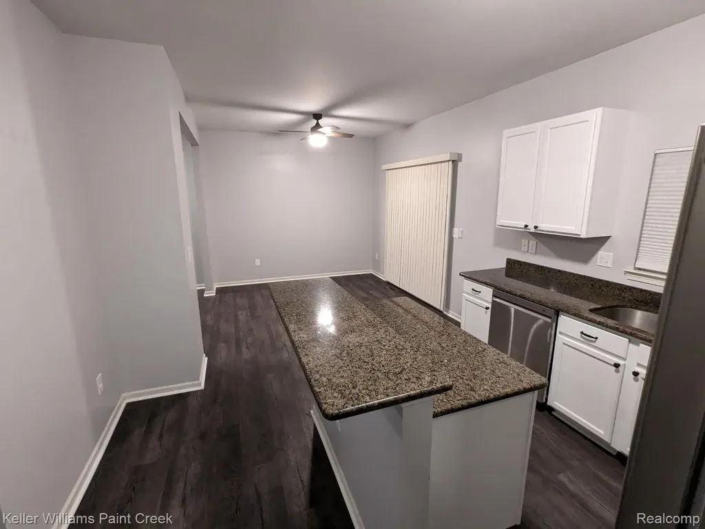 403 Newton Court Lake Orion Village MI 48362
