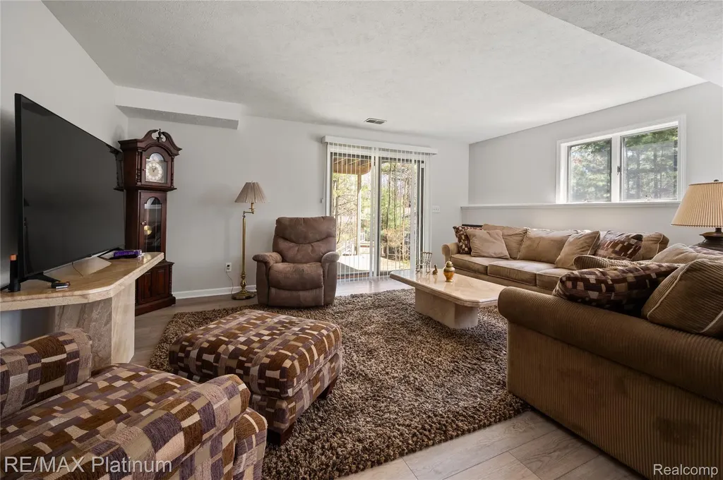 8707 White Fawn Street NE Cannon Township MI 49341