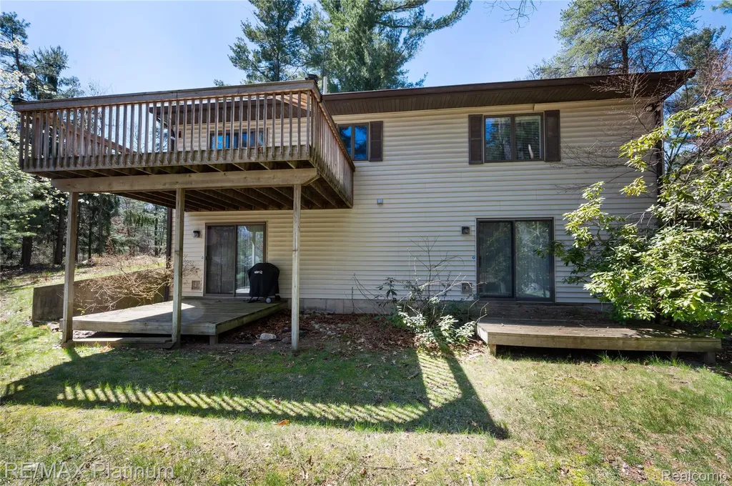 8707 White Fawn Street NE Cannon Township MI 49341