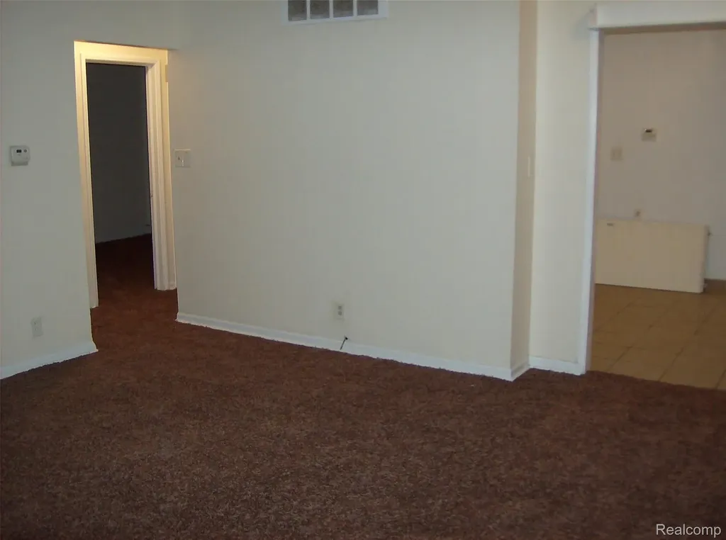 10641 Troy Street Oak Park City MI 48237