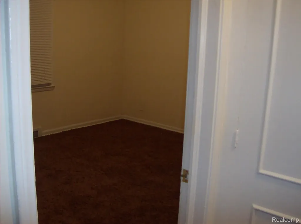 10641 Troy Street Oak Park City MI 48237