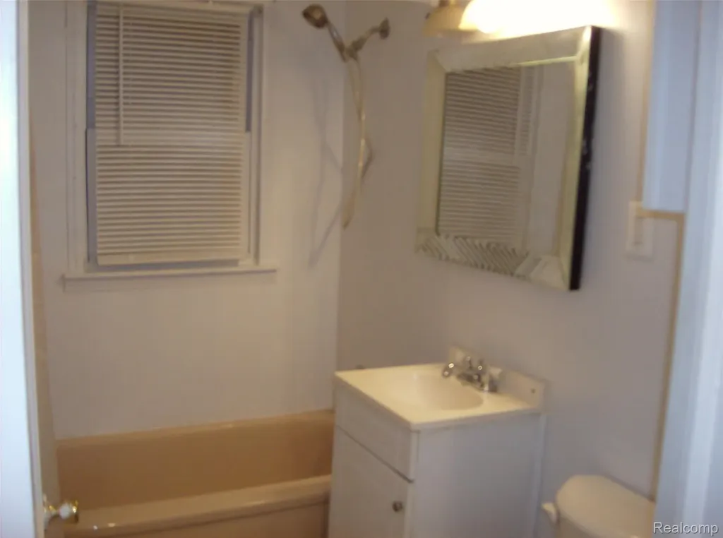10641 Troy Street Oak Park City MI 48237