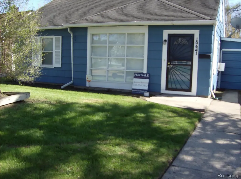 10641 Troy Street Oak Park City MI 48237