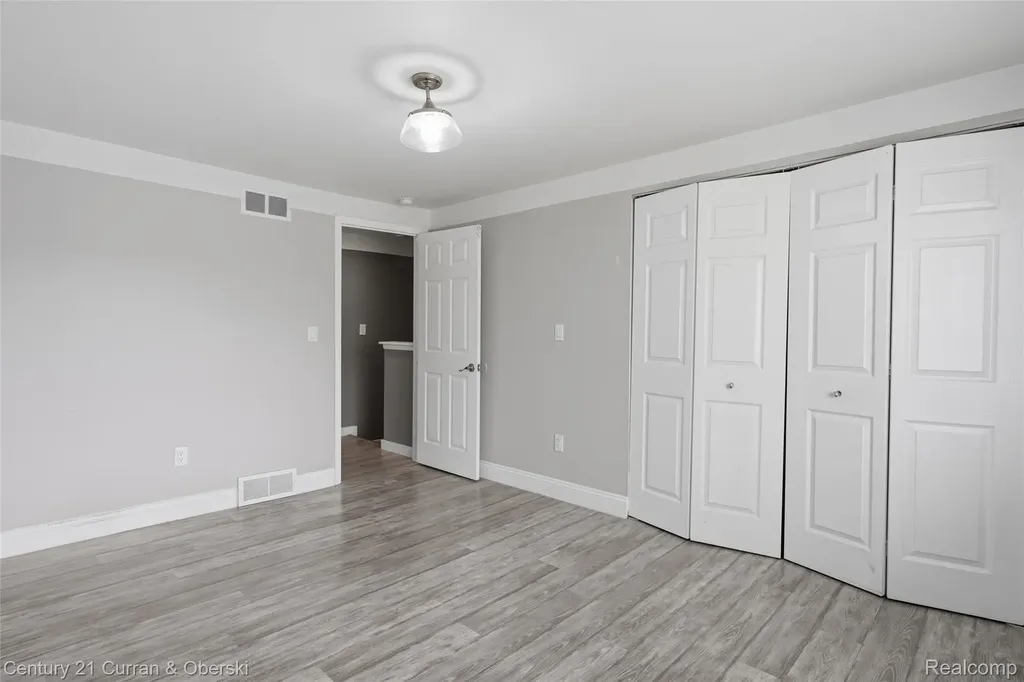 862 N Main Street Milford Village MI 48381