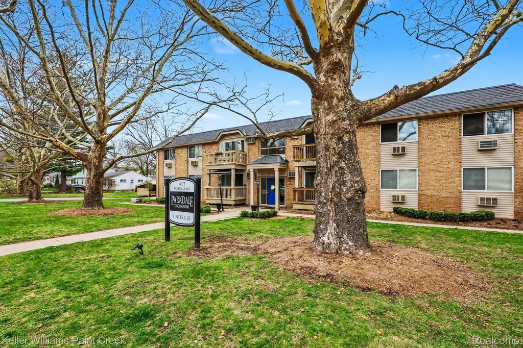 417 Parkdale Avenue #20 Rochester City MI 48307