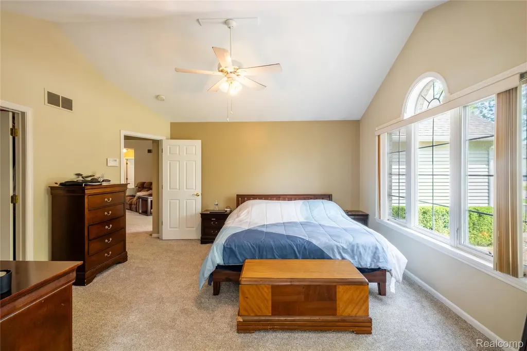 297 Carriage Way Davison City MI 48423