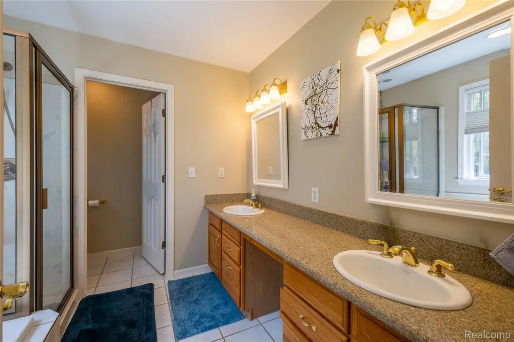 297 Carriage Way Davison City MI 48423