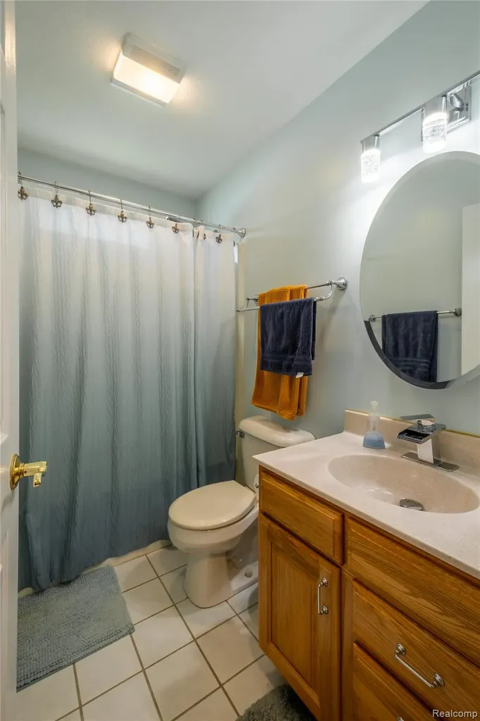 297 Carriage Way Davison City MI 48423