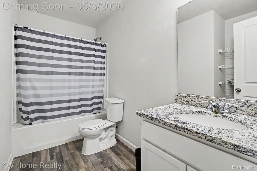 10732 Lakeview Drive Taylor City MI 48180