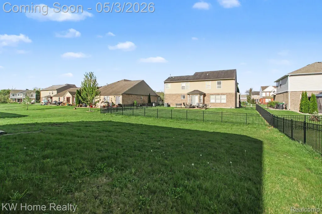 10732 Lakeview Drive Taylor City MI 48180