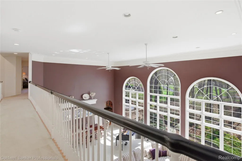 7520 Mistwood Drive White Lake Charter Township MI 48383