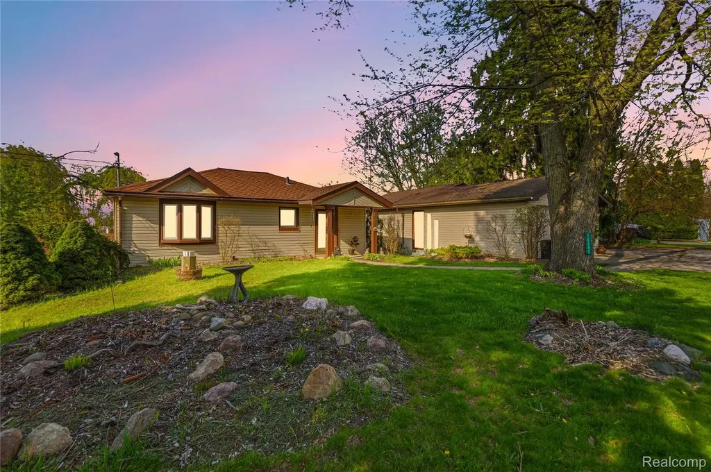 16280 Softwater Lake Drive Linden City MI 48451