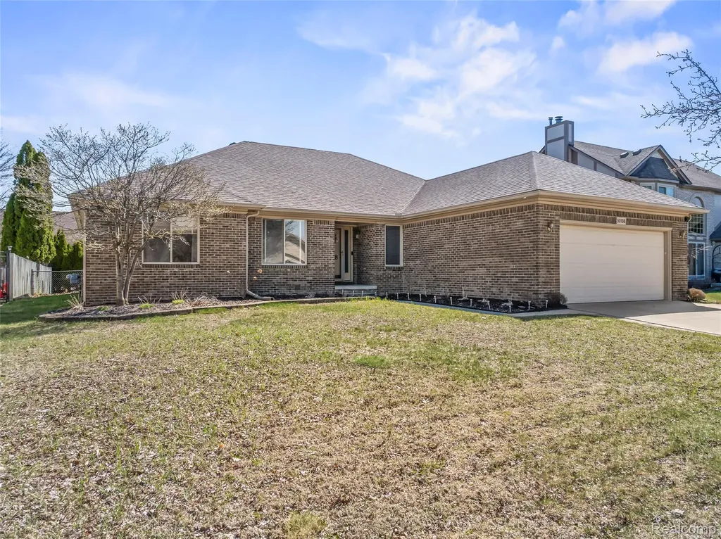 50108 Buccaneer Drive Macomb Township MI 48044