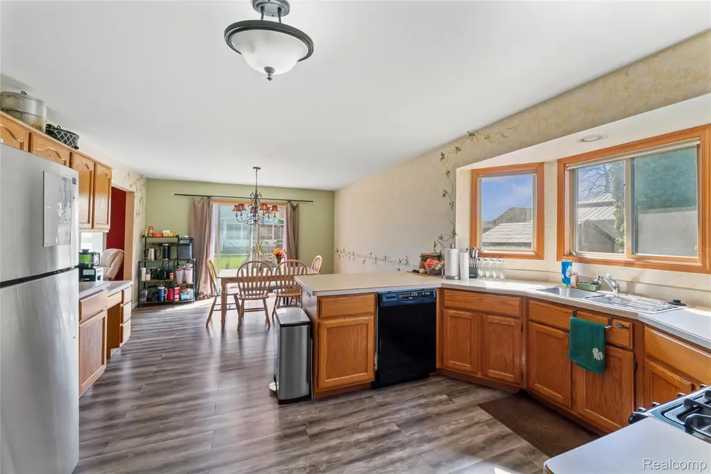 50108 Buccaneer Drive Macomb Township MI 48044