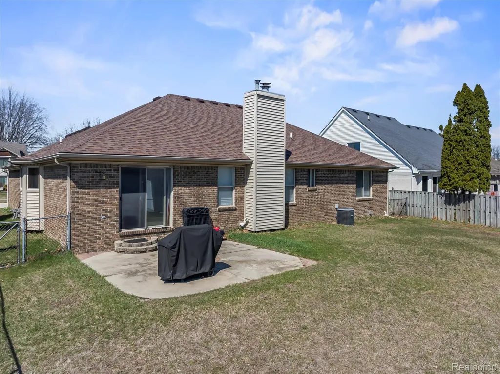 50108 Buccaneer Drive Macomb Township MI 48044