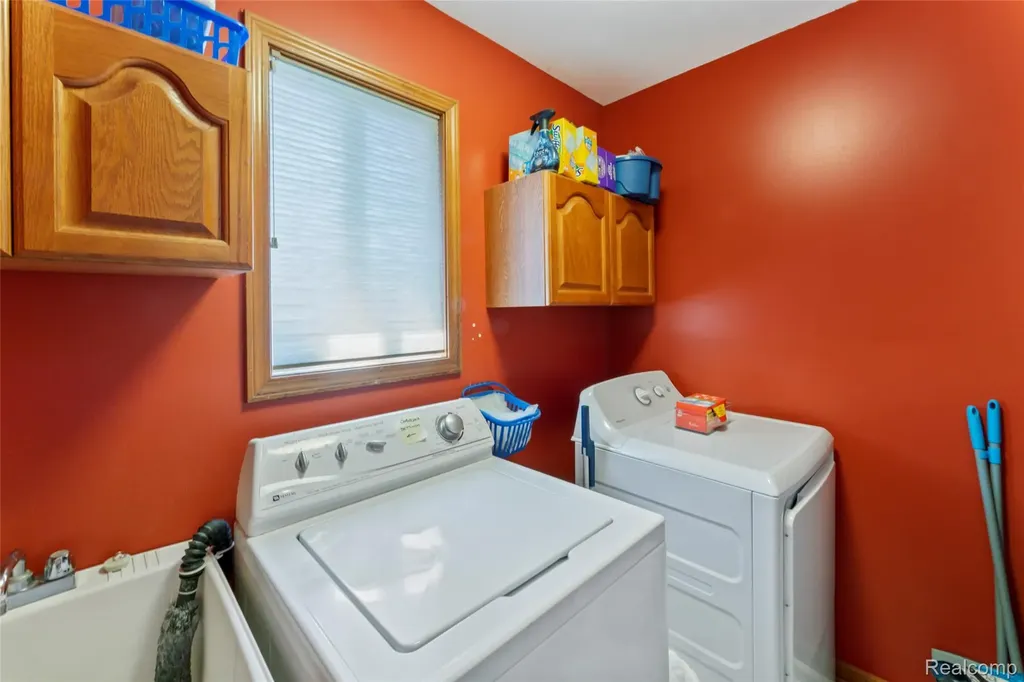 50108 Buccaneer Drive Macomb Township MI 48044