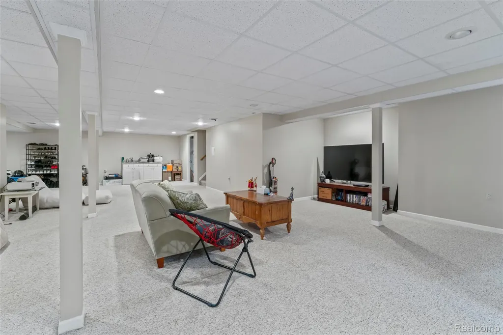 50108 Buccaneer Drive Macomb Township MI 48044