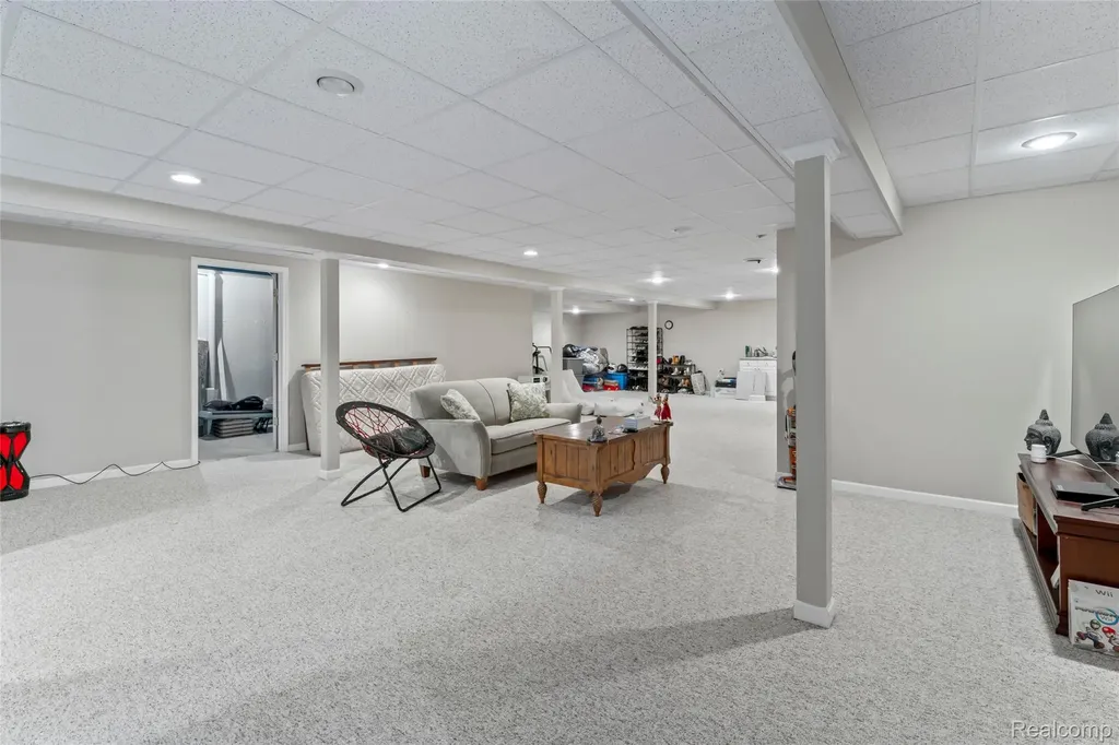 50108 Buccaneer Drive Macomb Township MI 48044
