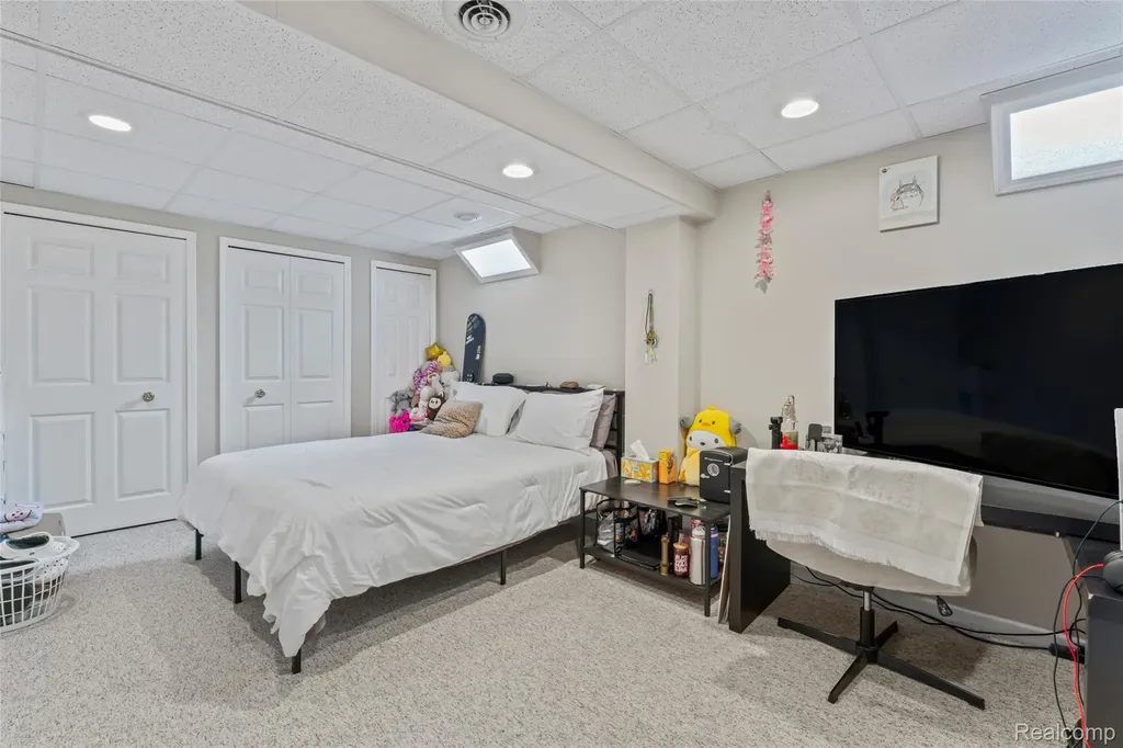 50108 Buccaneer Drive Macomb Township MI 48044