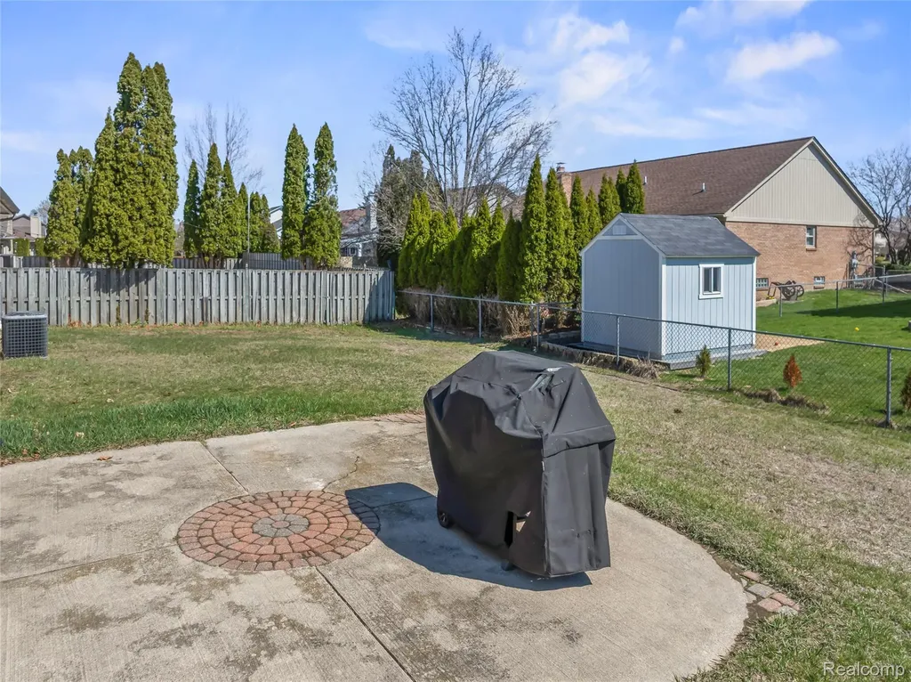50108 Buccaneer Drive Macomb Township MI 48044