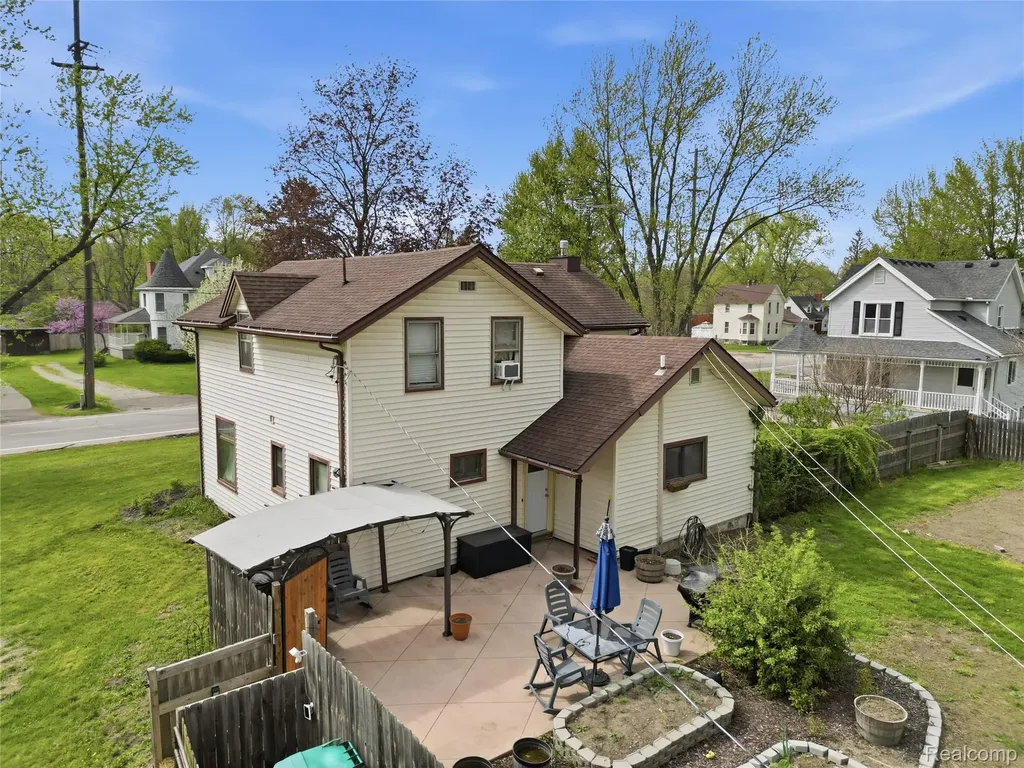 6339 Denton Road Van Buren Charter Township MI 48111