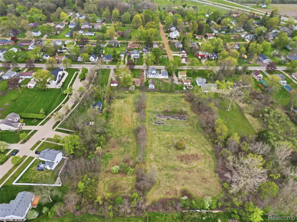 6339 Denton Road Van Buren Charter Township MI 48111